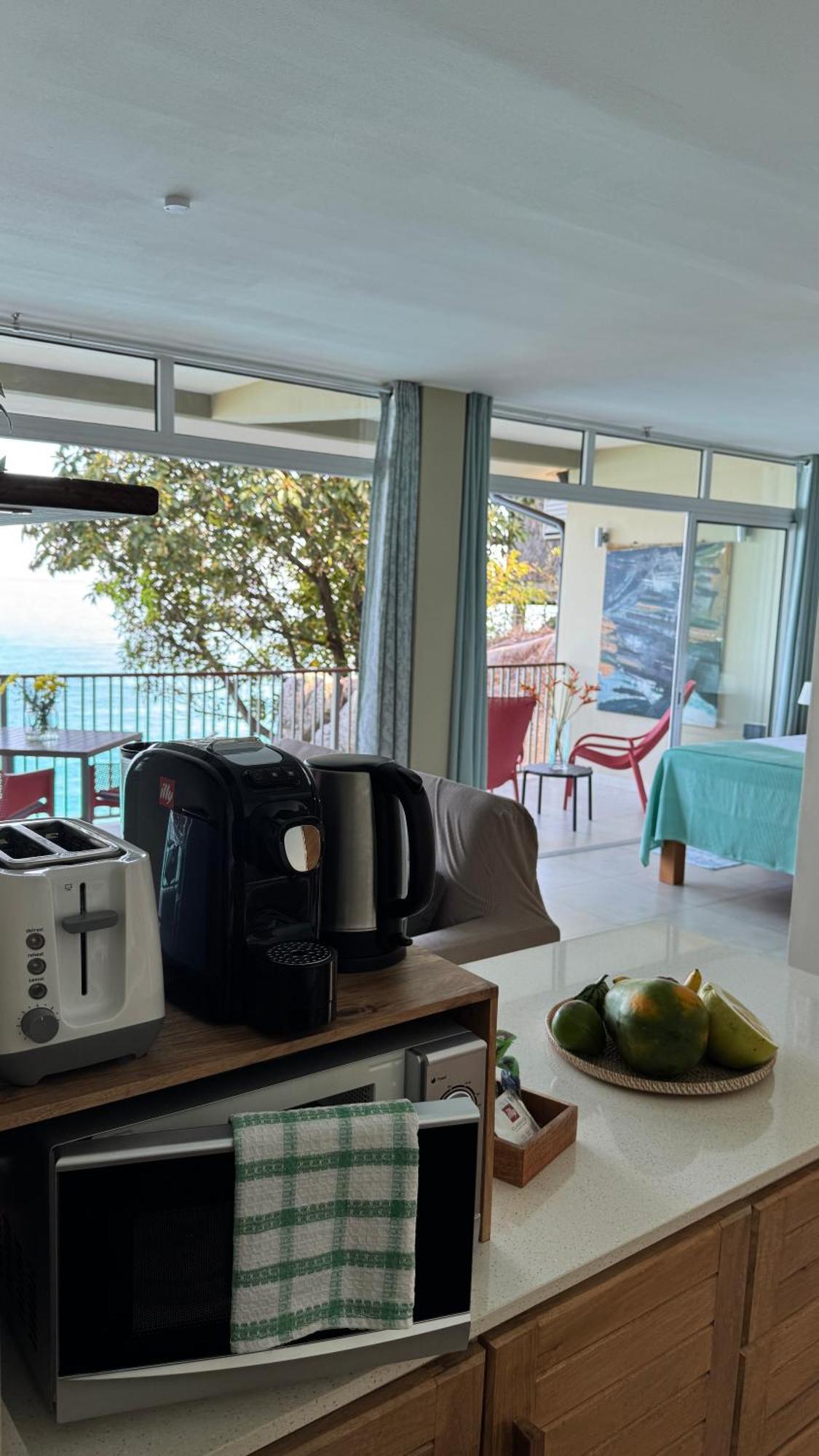 Maka Bay Self Catering Apartment Victoria Luaran gambar